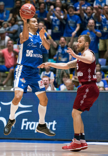 皇马再次在 皇马再次在